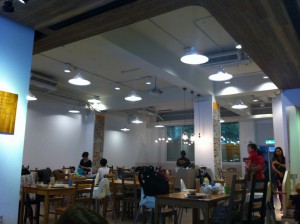 台湾8　親子カフェ　Moooon Spring Café&Play